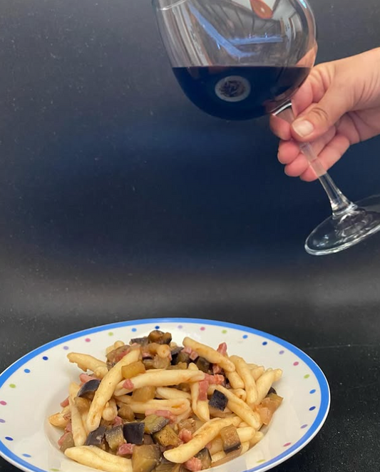 Mantra Rosso: il vino che completa il piatto
