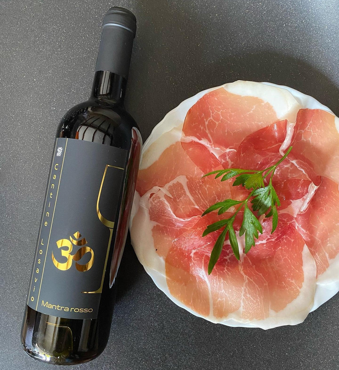 L'Abbinamento Ideale: Mantra Rosso e Culatello di Zibello