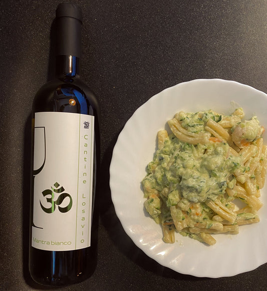 abbinamento cibo vino fiano e pasta zucchina e gamberetti